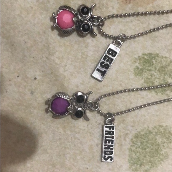 Best friend necklaces - Picture 2 of 5